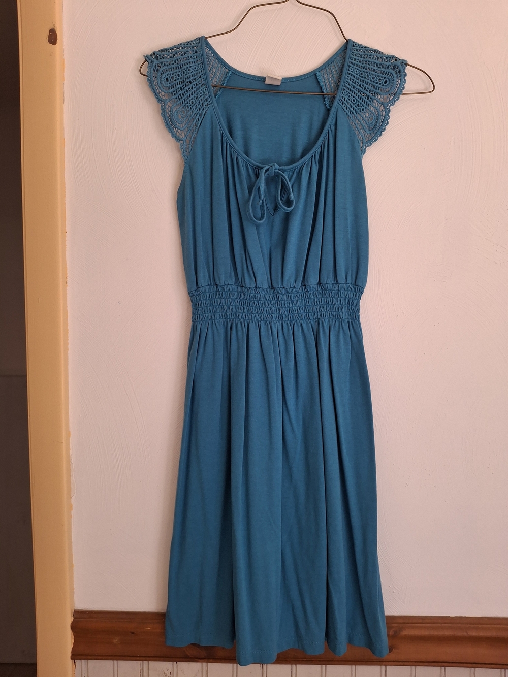 Old Navy Teal Tie-Neck Dress with Crochet Cap Sleeves